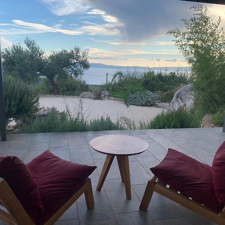 Zen Rocks Resort Kalianeika Екстериор снимка